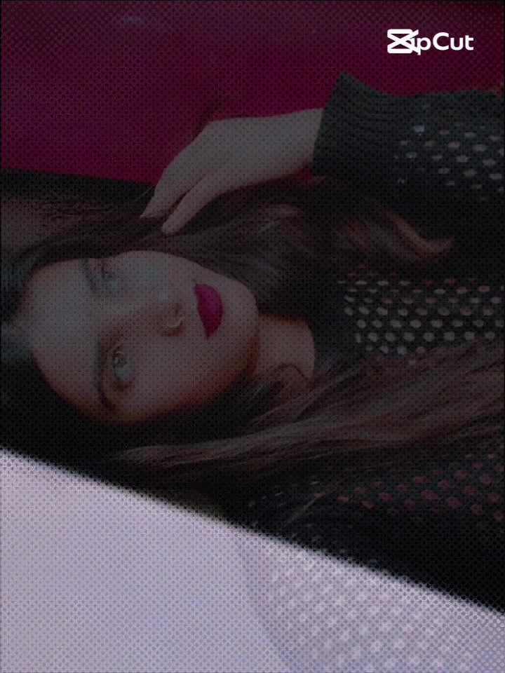 @Bhojpuri Queen 👑