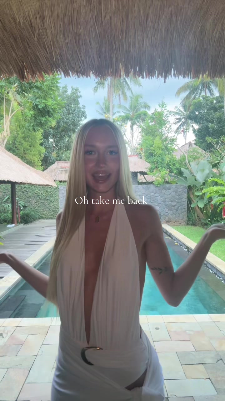 @lauraelismaria