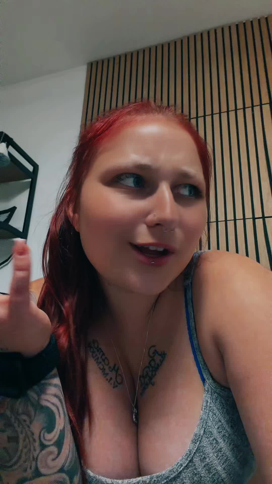 @Lisa_Wenzl😈