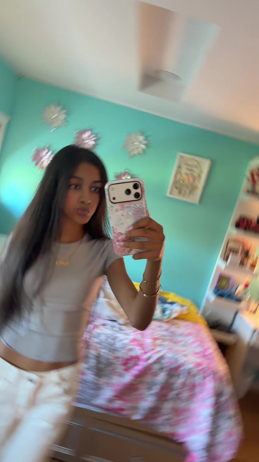 @Jasminekaur☬