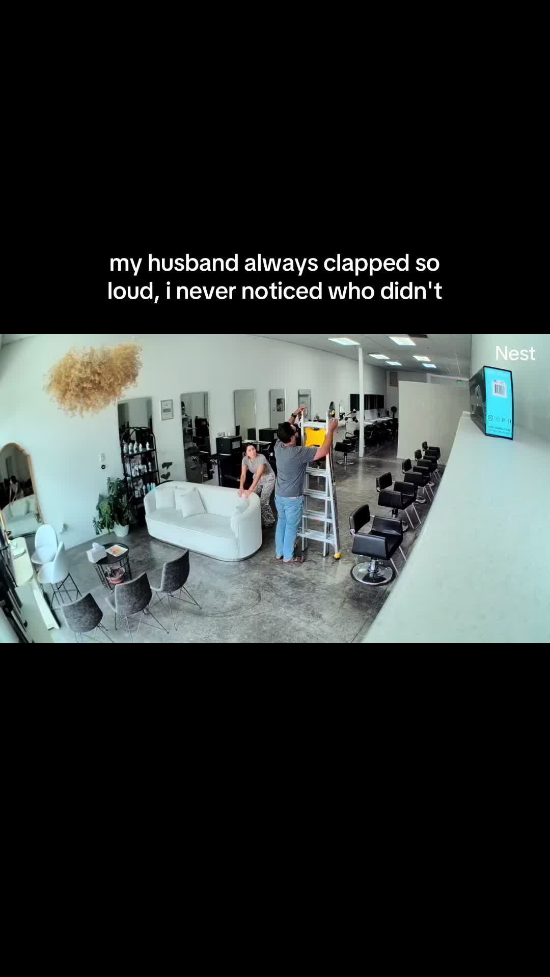 @Lovetonye_