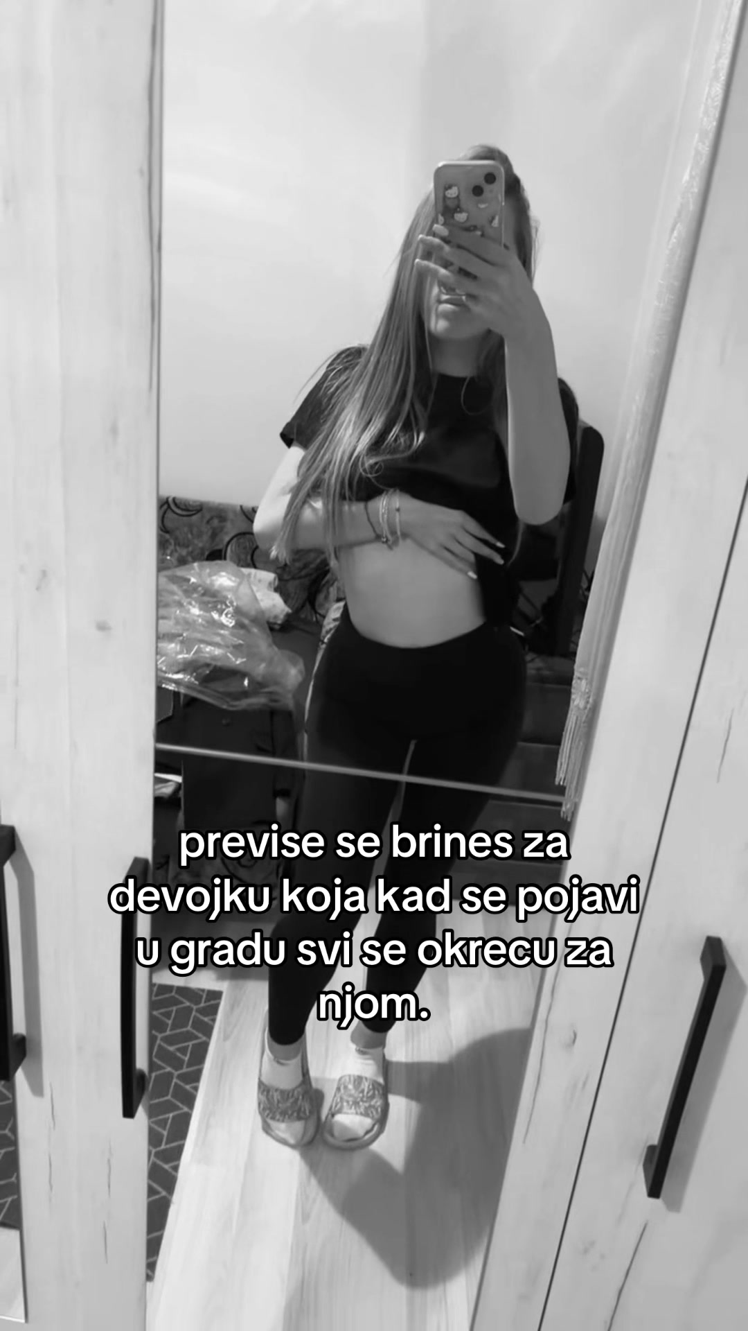@3l3na