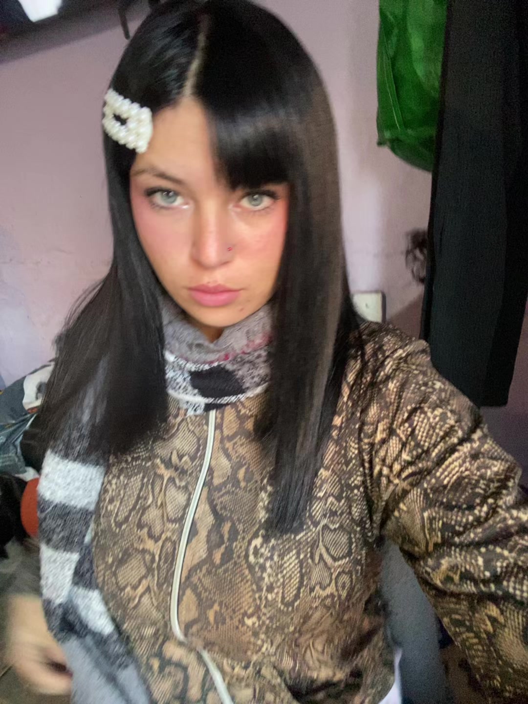 @Chinaa
