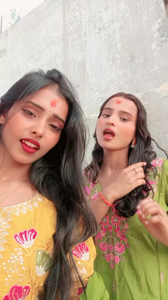 @rakhi thakur🌸🕊️