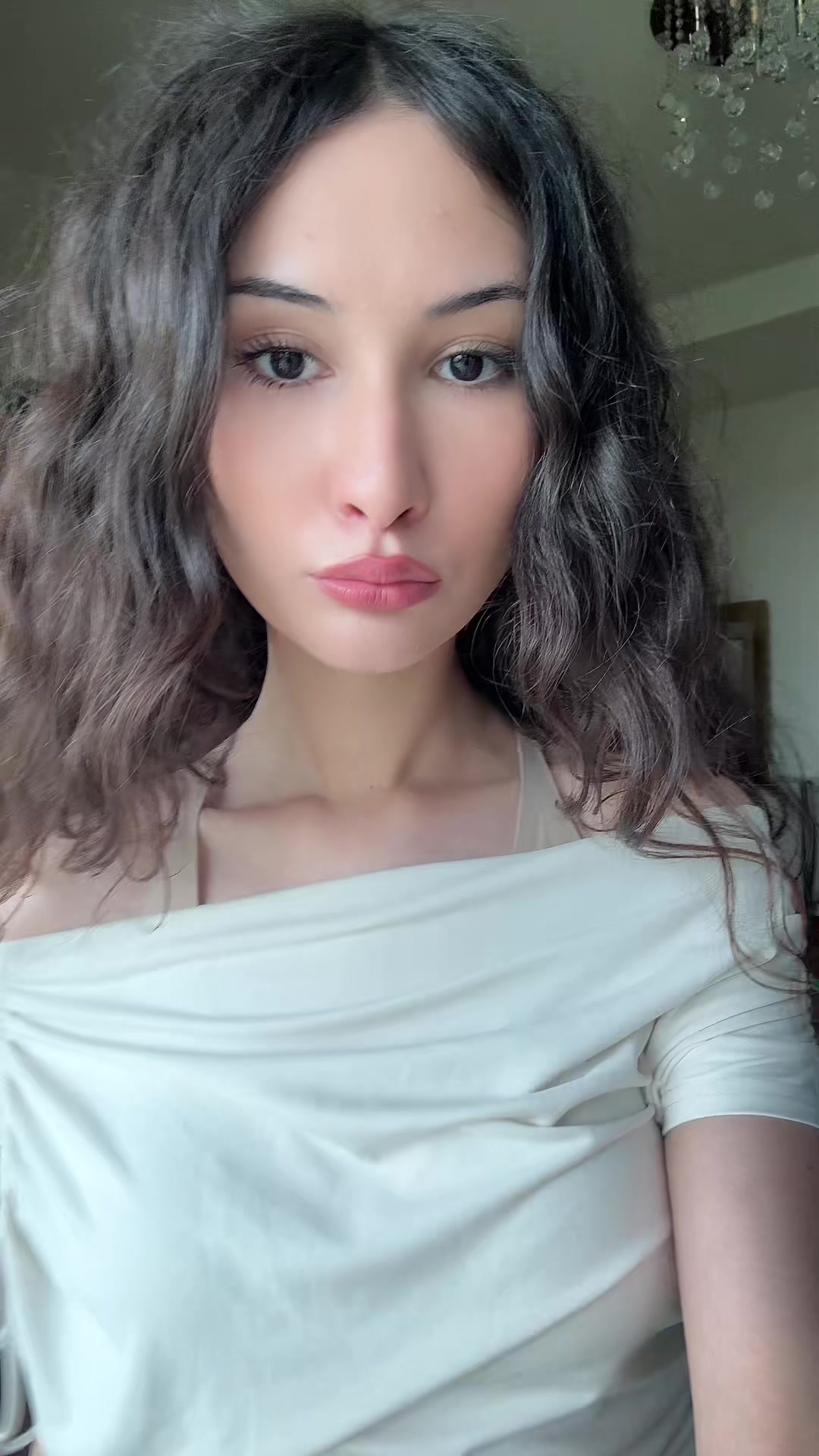 @оттуда