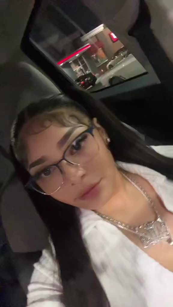 @𝒞