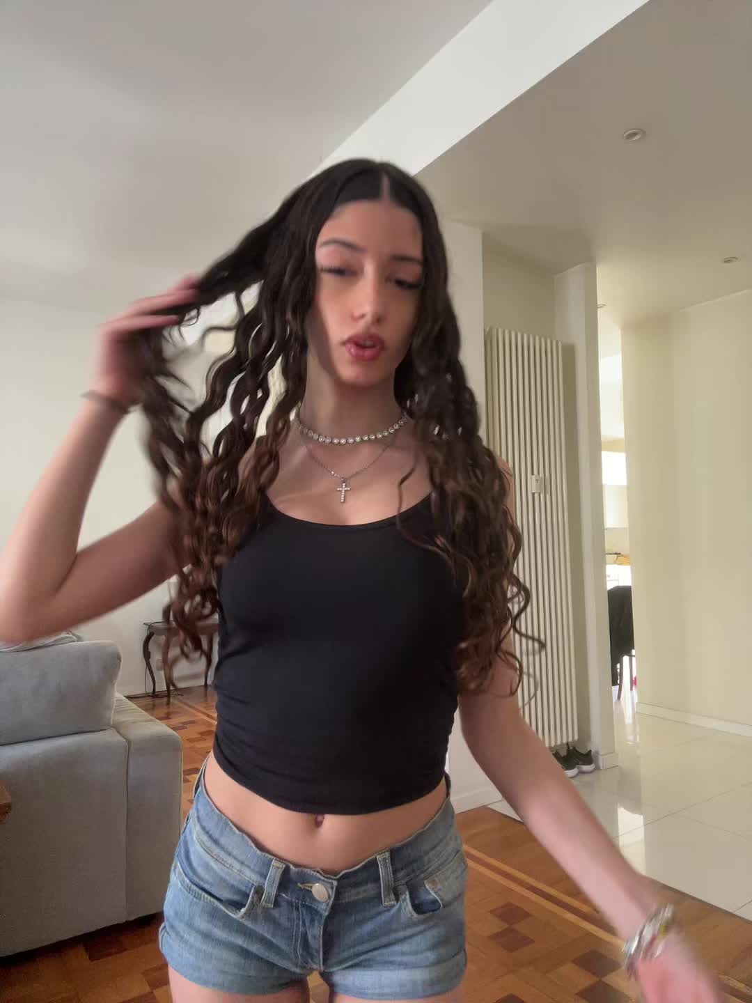 @𝓵𝓸𝓶𝓶𝔂