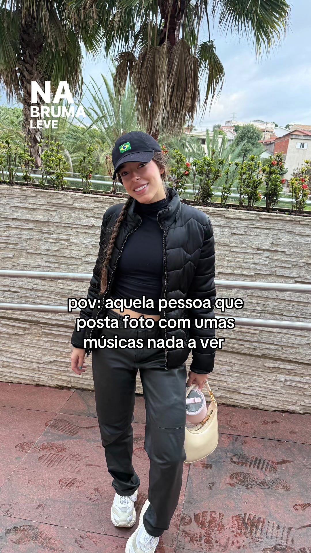 @Julia Andrade
