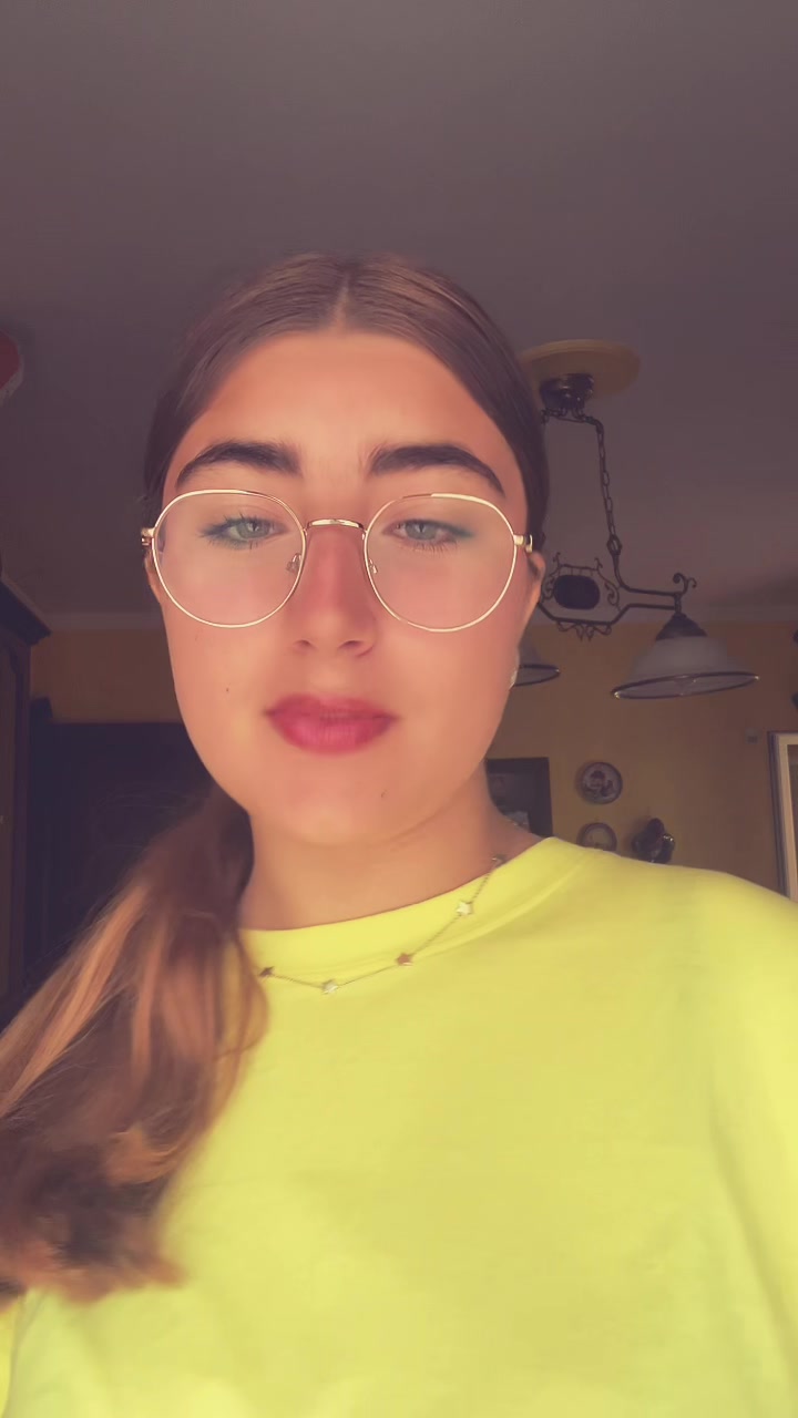 @lolaxfriends._
