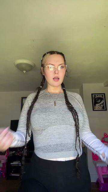 @Annalise 🧿🪬
