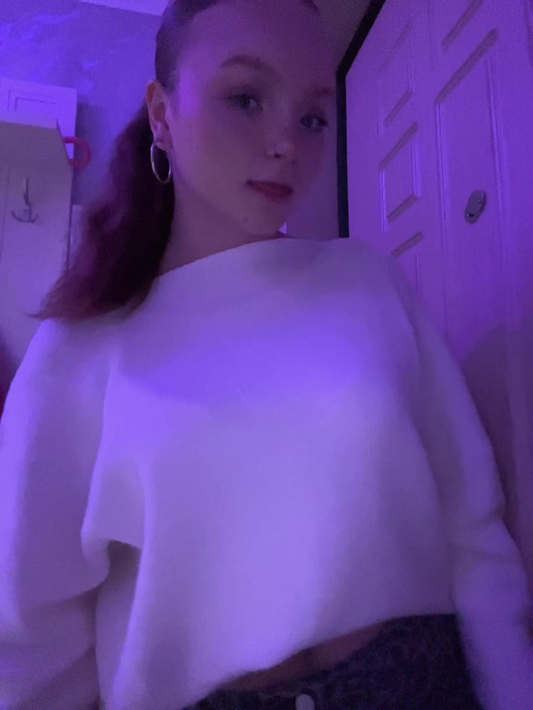 @_annuuut_