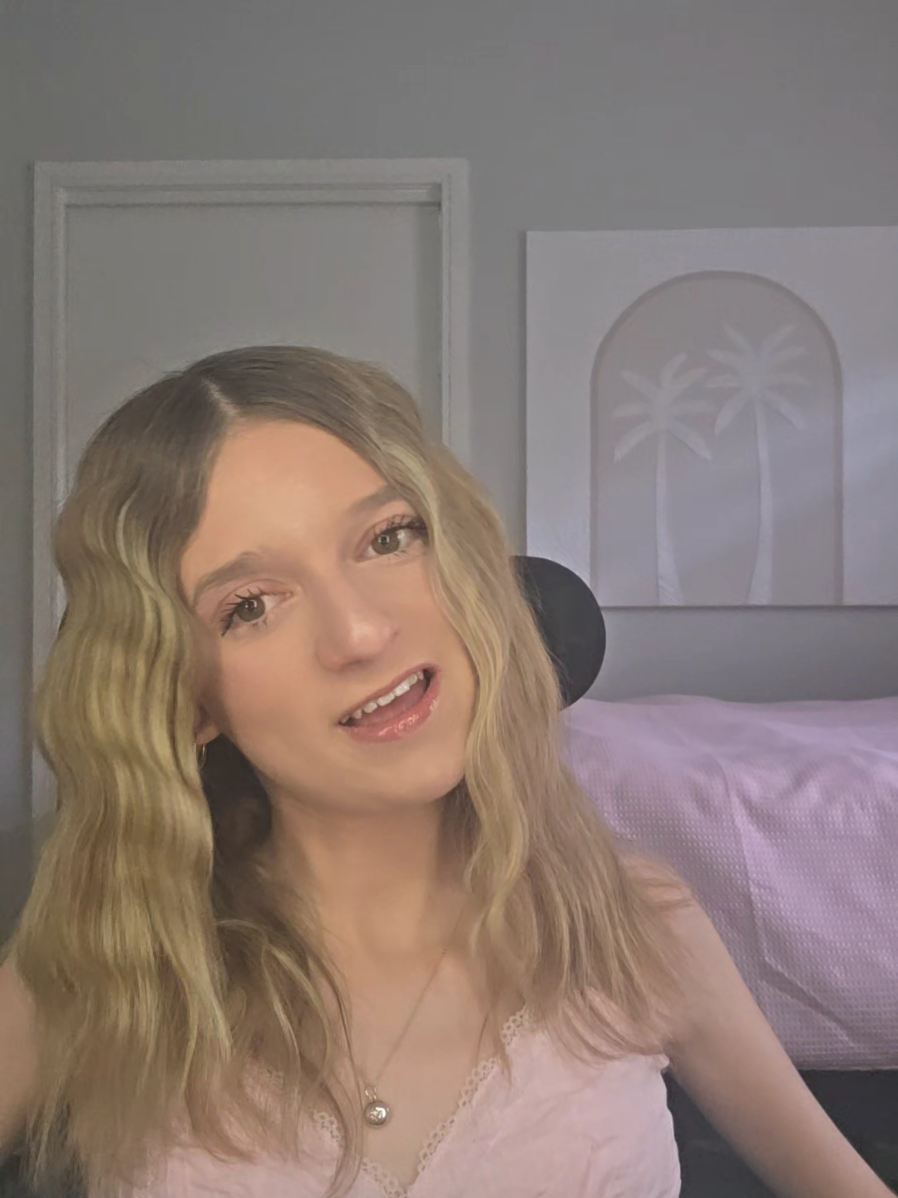 @Chloe