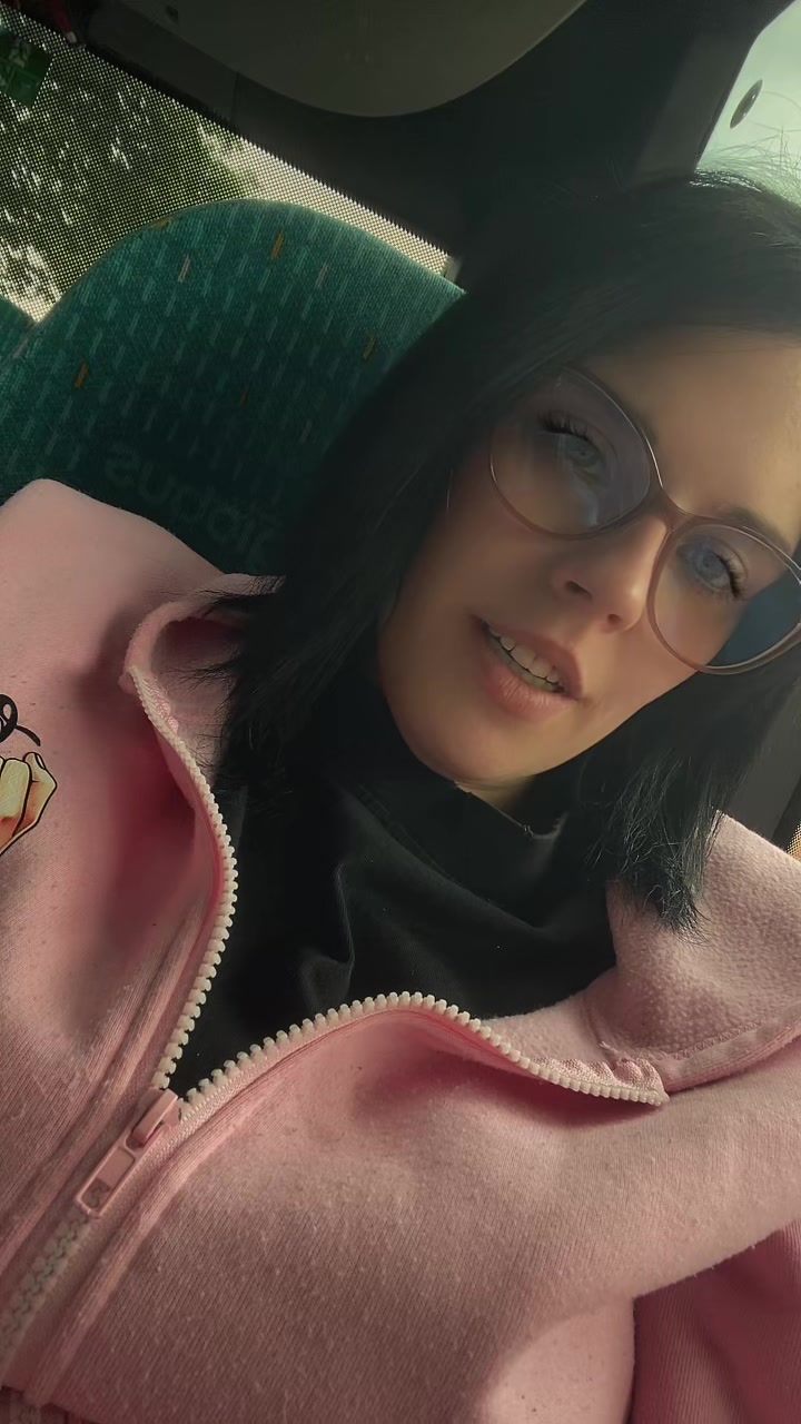 @Jeniffer🦋✨