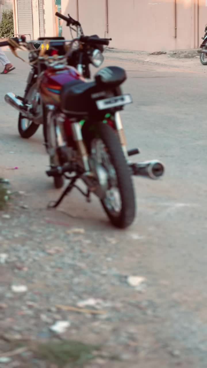 @Faنi Raجa⚡ 🇵🇰