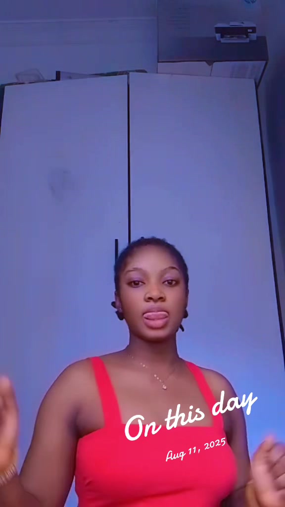 @Ezinne 🤍🩷