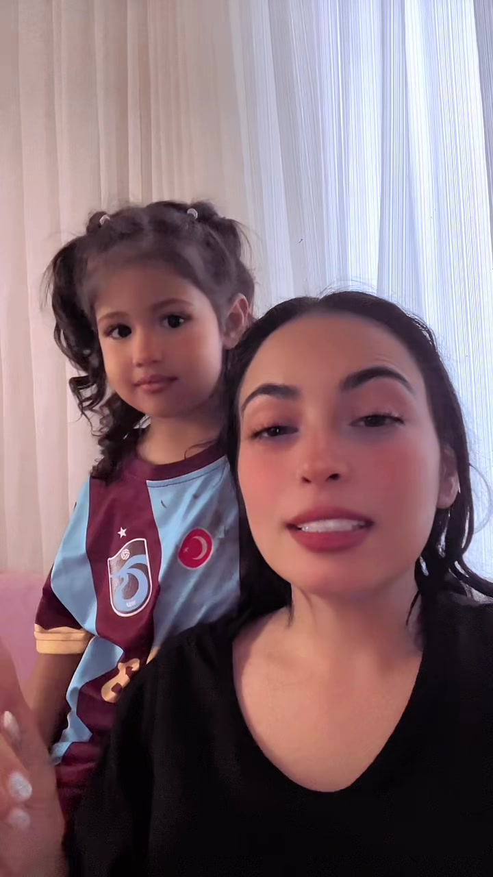@B&uuml;şra Tuncer
