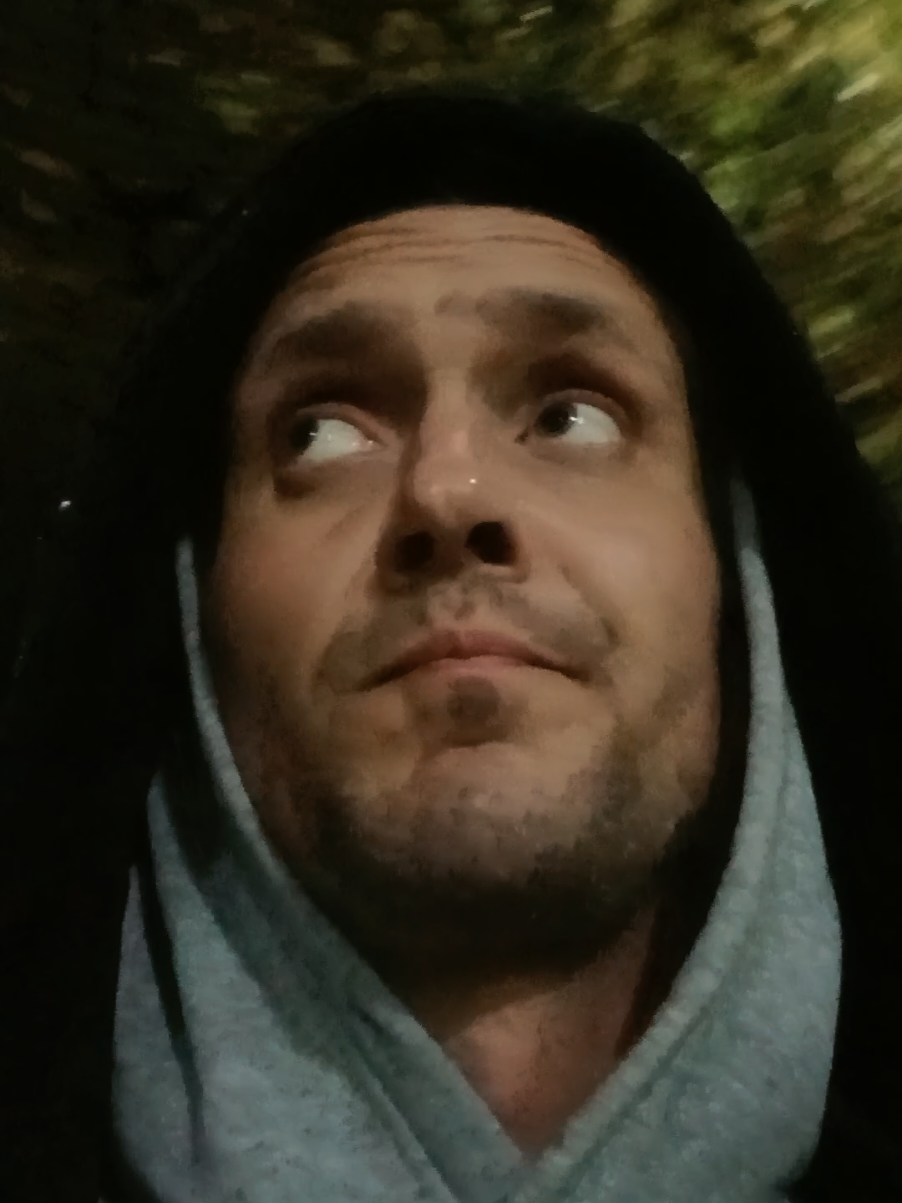 @T