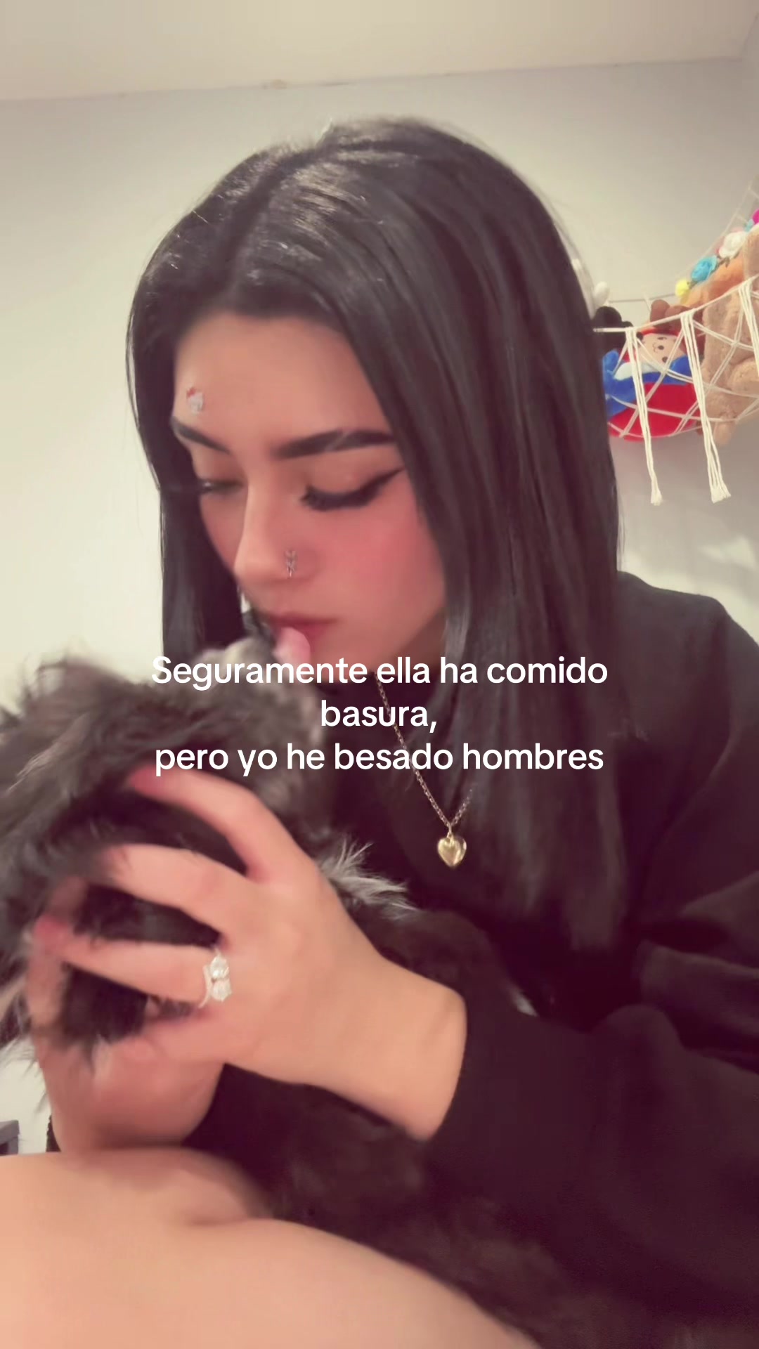 @𝔾𝕙𝕚𝕤𝕖𝕝 ♡