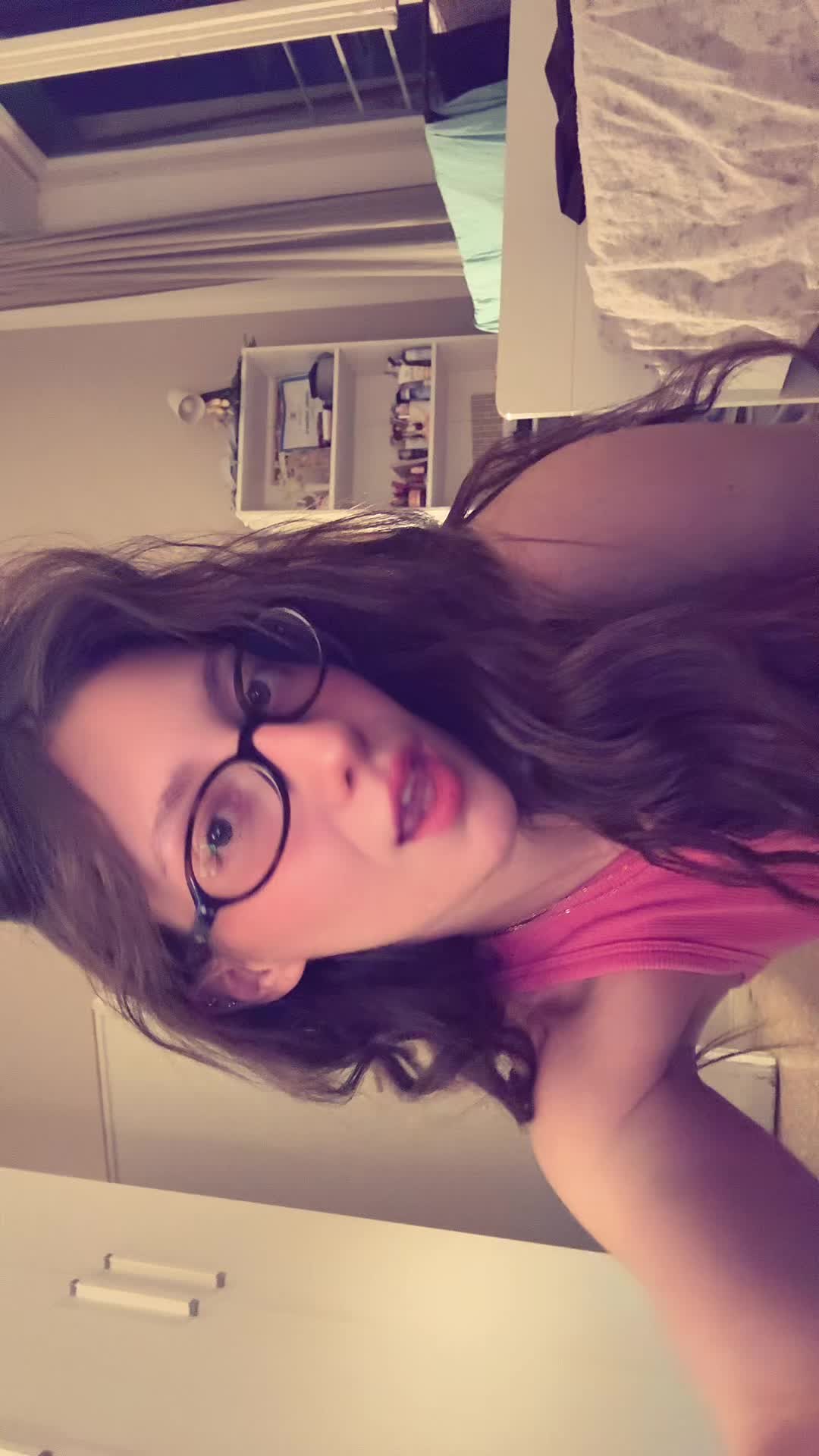 @VALERIA