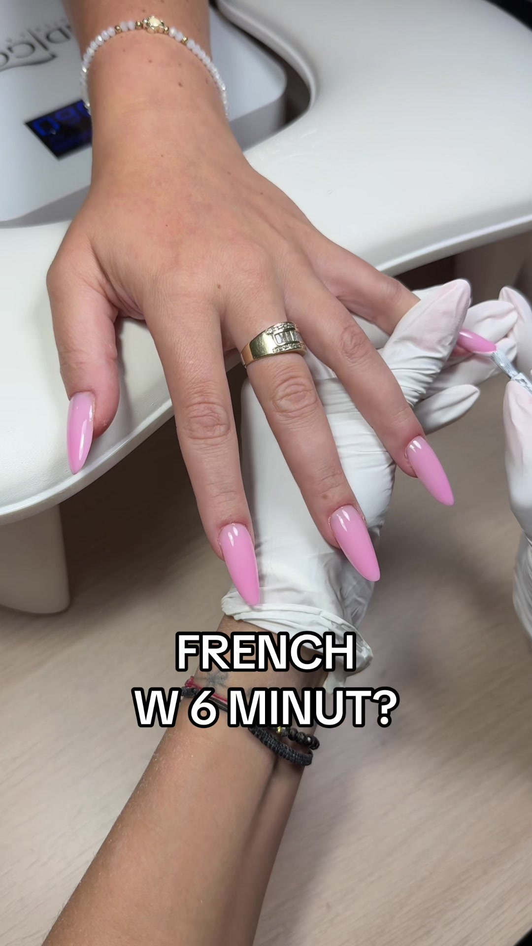 @zuk_nails