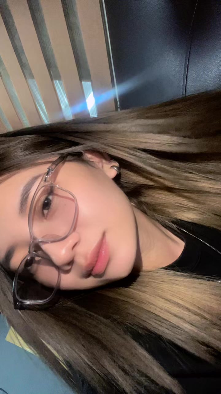 @𝓮𝓵𝓵𝓮𝓷🌼