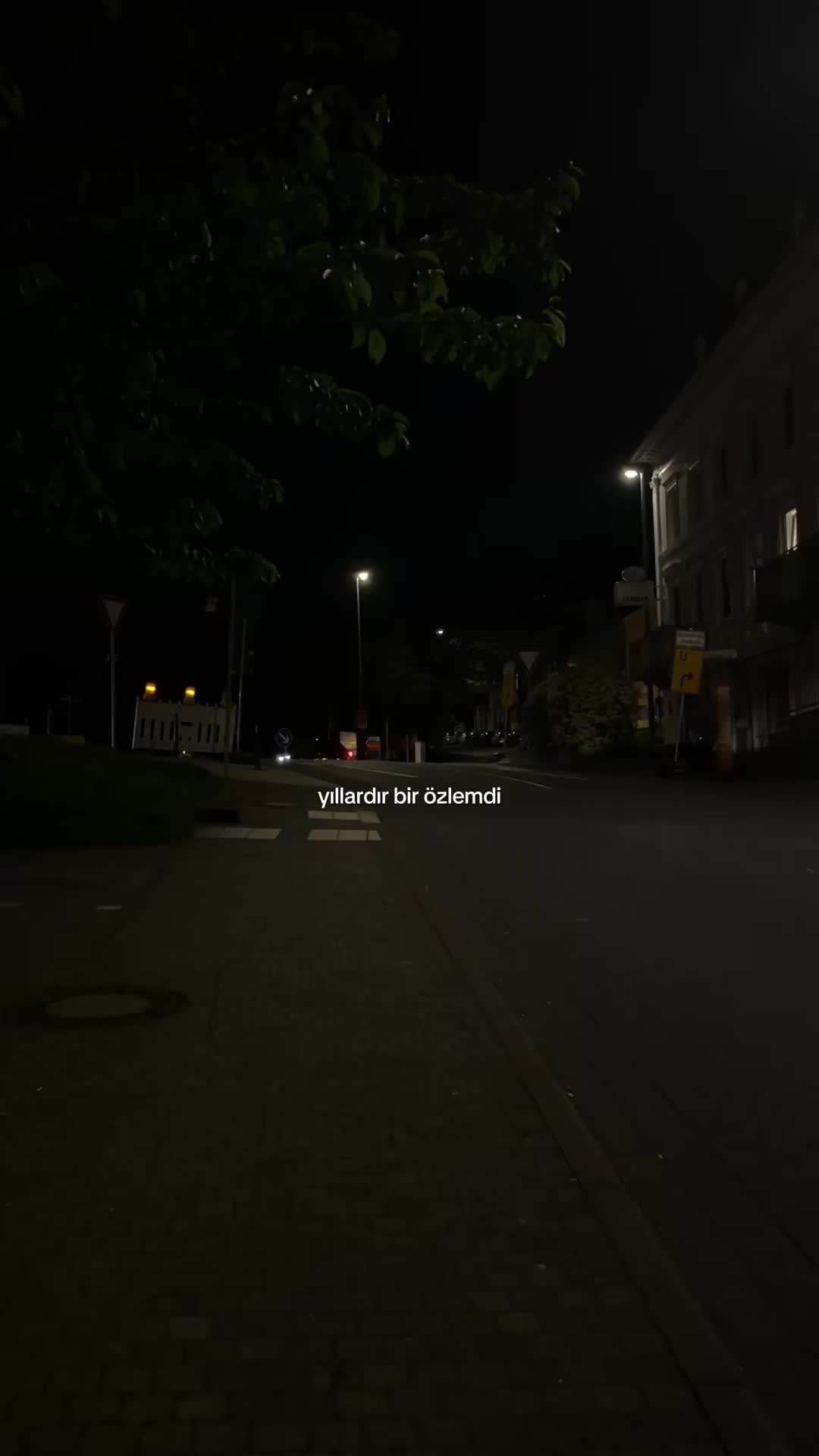 @…