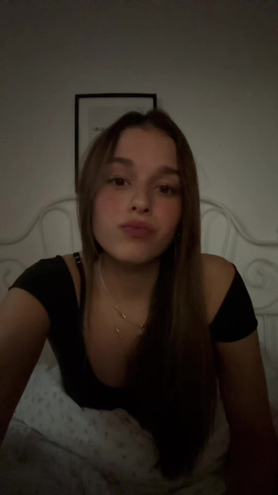 @Nina_Ariel