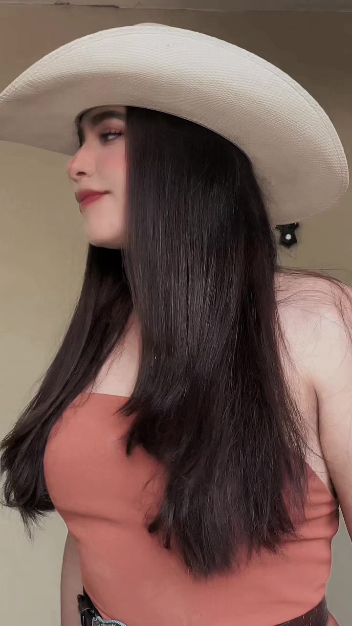 @𝑳𝒂𝒖𝒓𝒊𝒕𝒂 𝑮𝒂𝒓𝒛𝒂 🔥