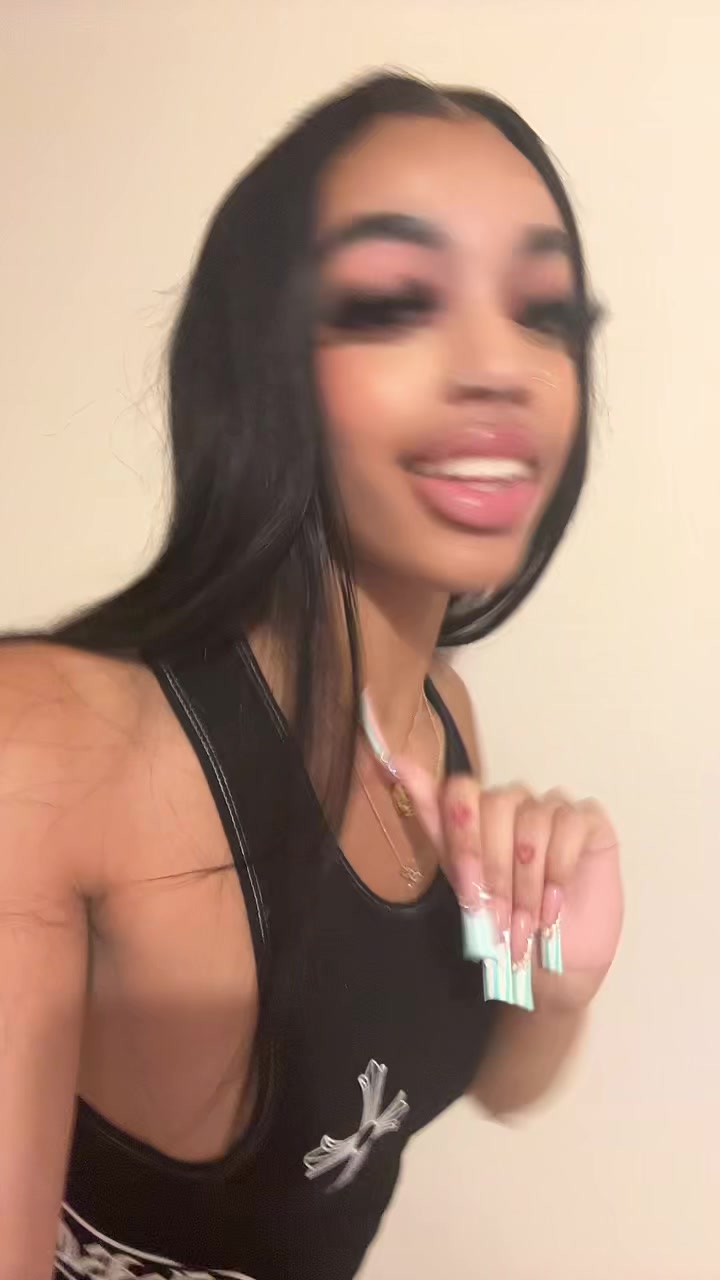 @Feen4._julia