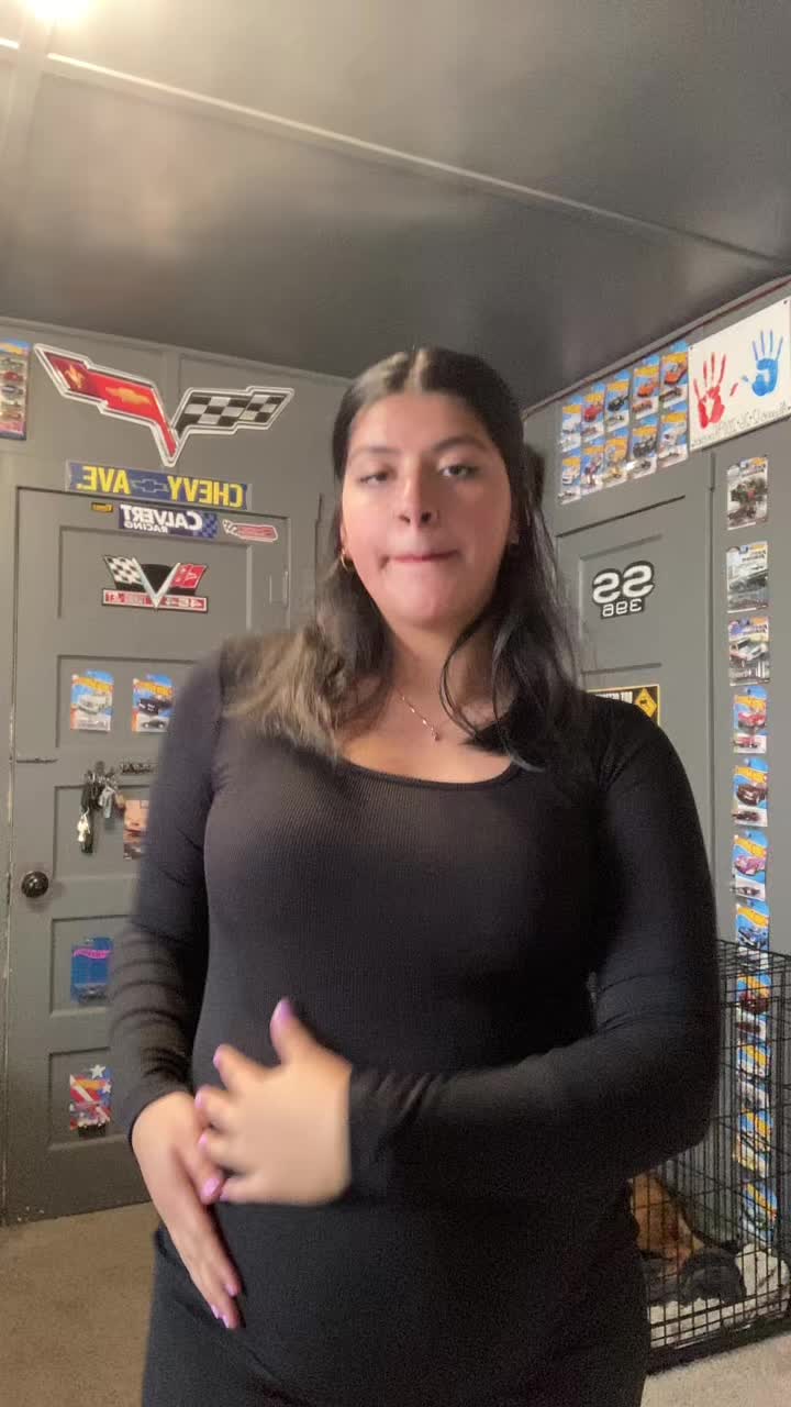 @bellamora040