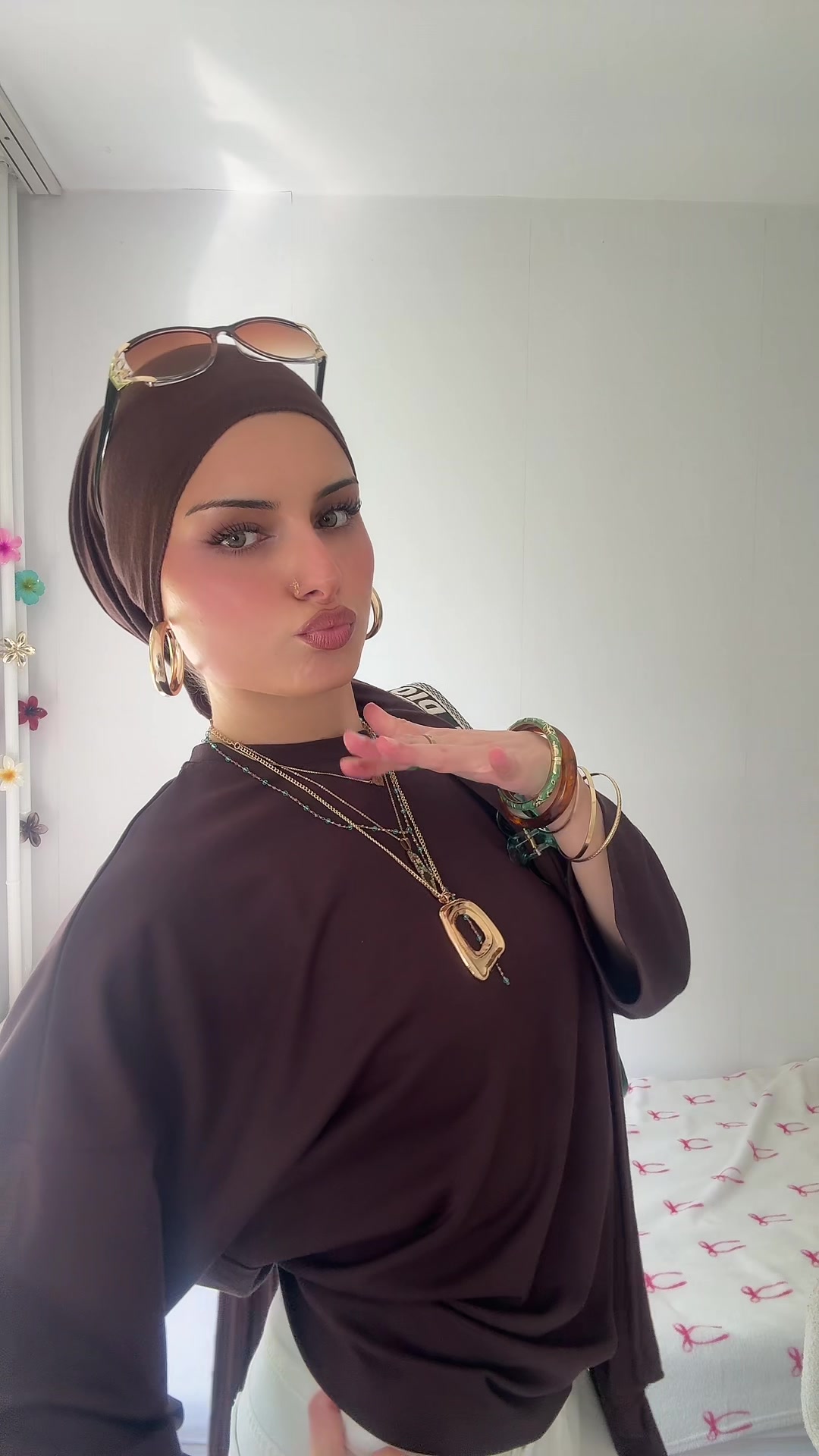 @𝐚𝐮𝐭𝐫𝐞 𝐦𝐨𝐧𝐝𝐞 🌺