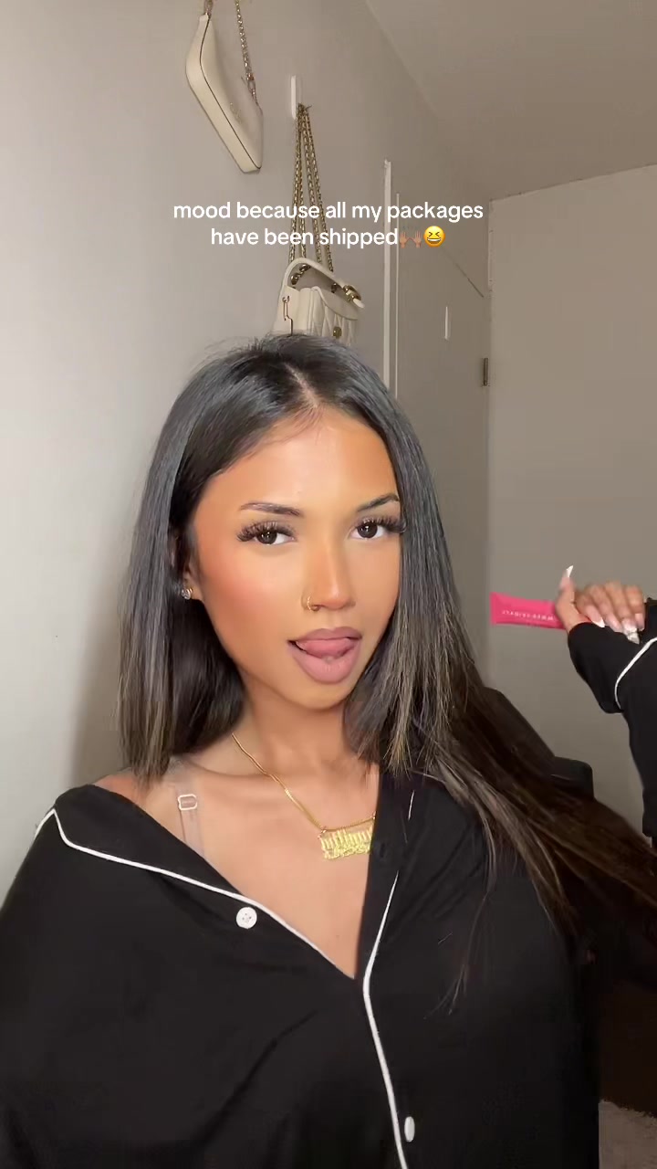 @𝒮