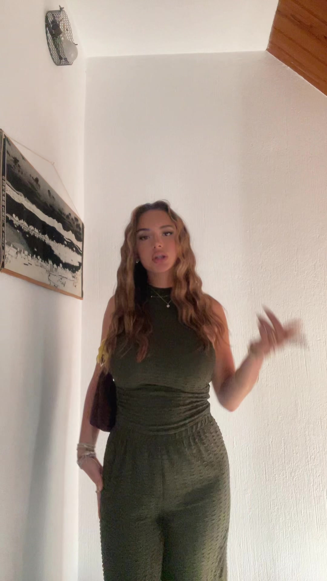 @lucie.