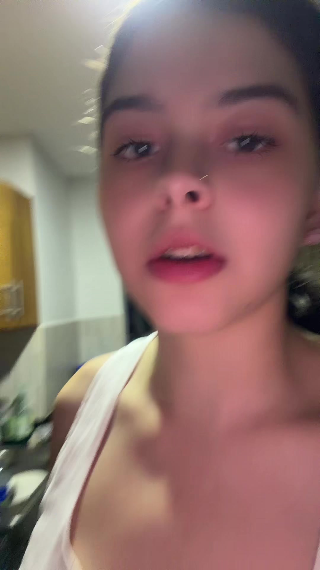 @luceroanahit