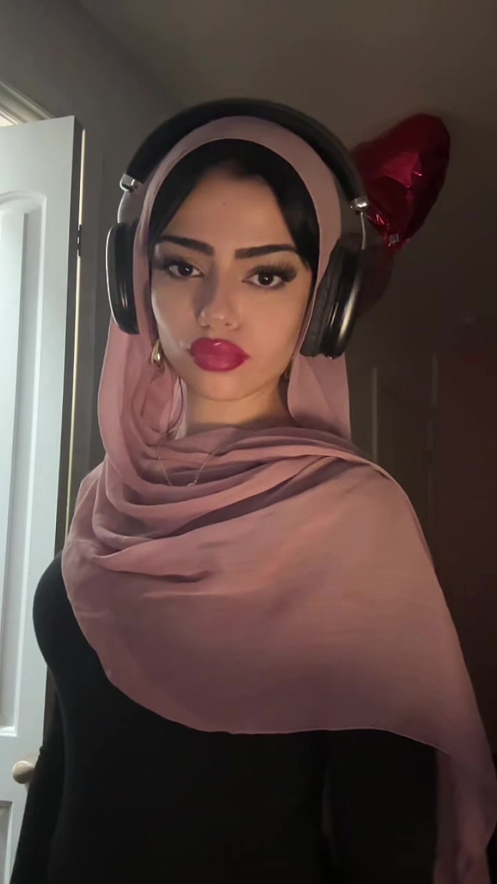 @Mina