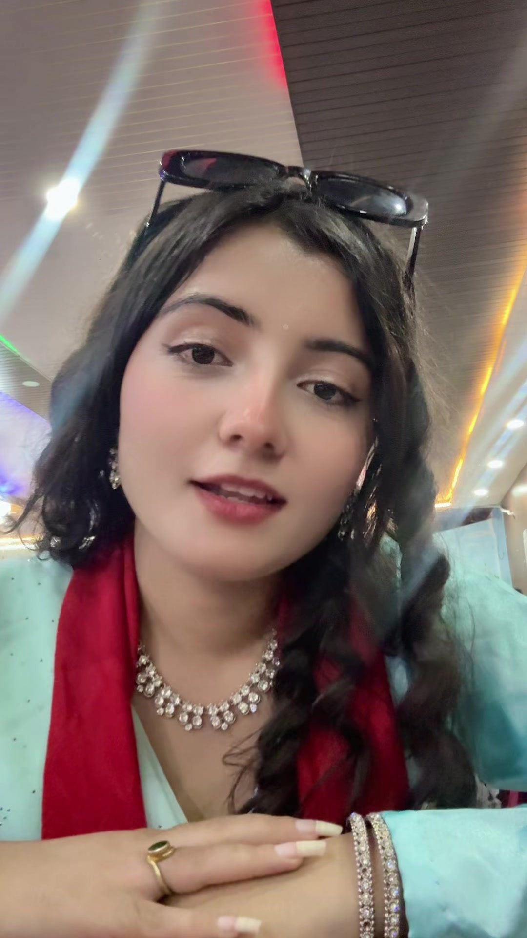@Roshni 💫✨