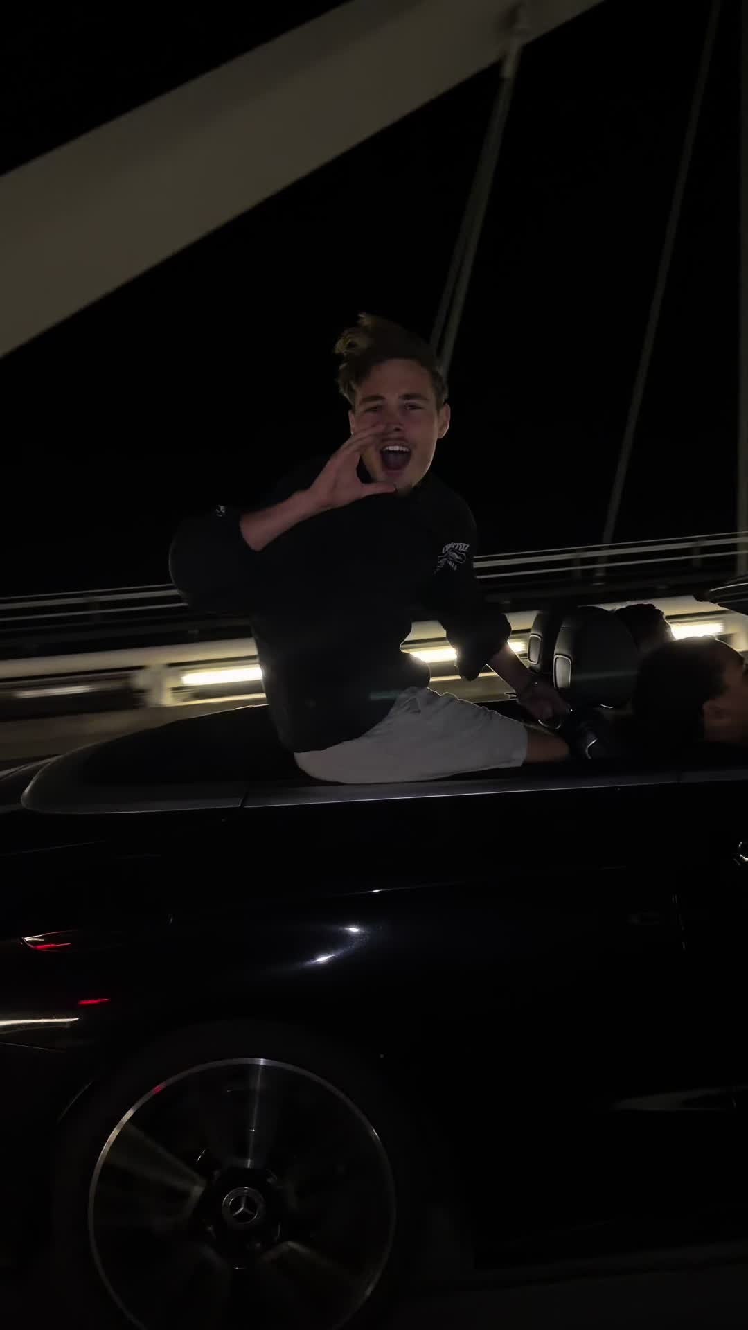 @𝐞𝐧𝐳𝐨.𝐩𝐫𝐞𝐫