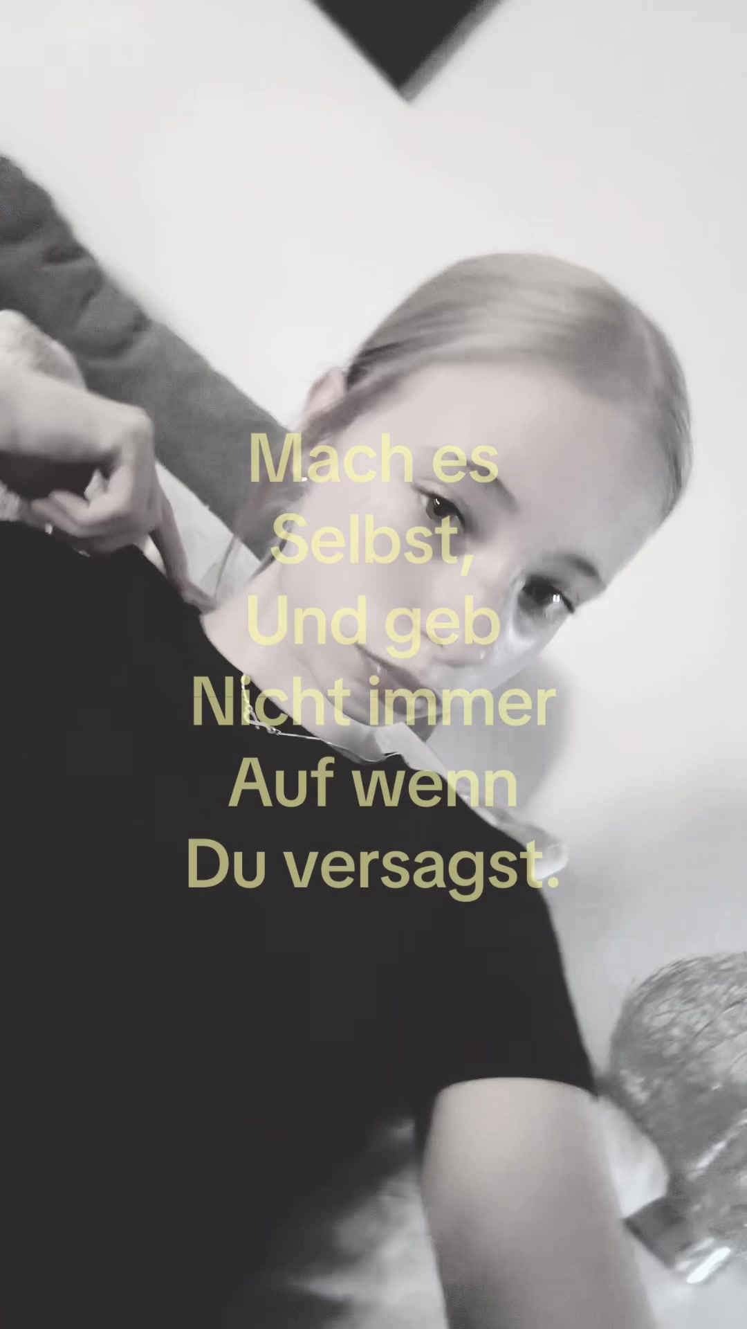 @𝕷𝖔𝖙𝖙𝖊.