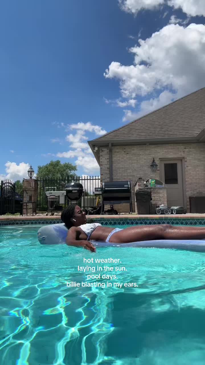 @august michelle 🌞