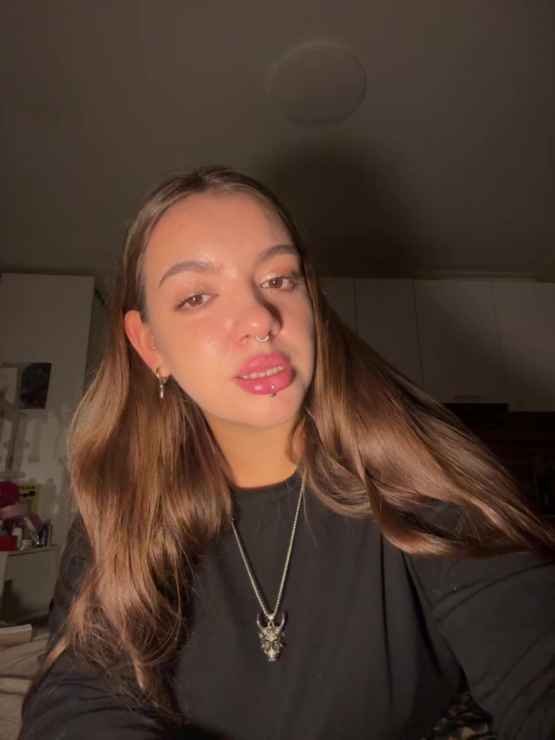 @Милана