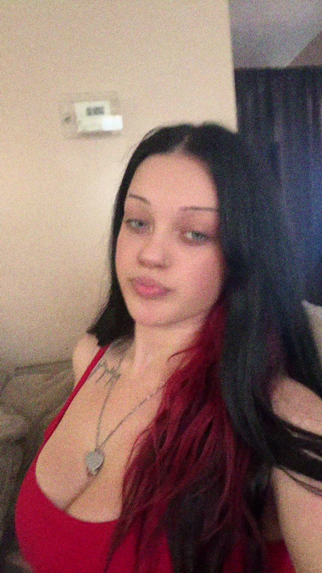 @_alexzandrea_