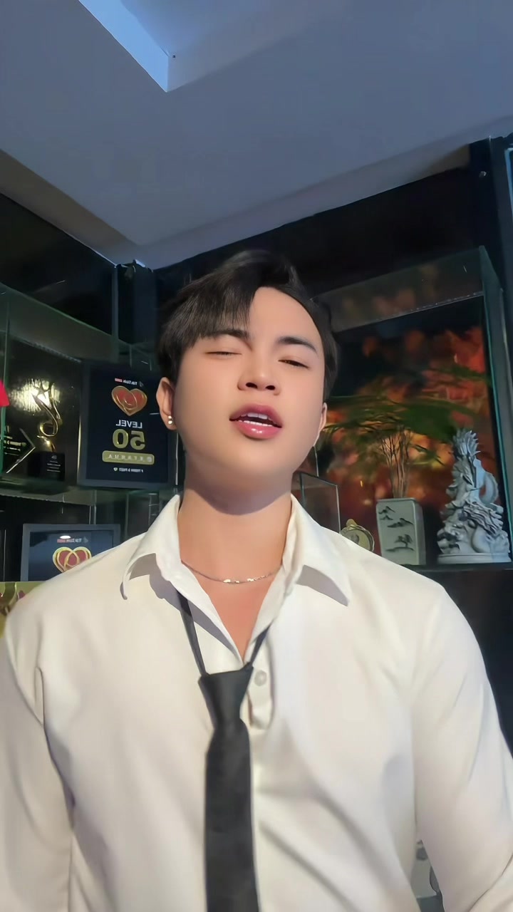 @Thịnh 5 phút 💚