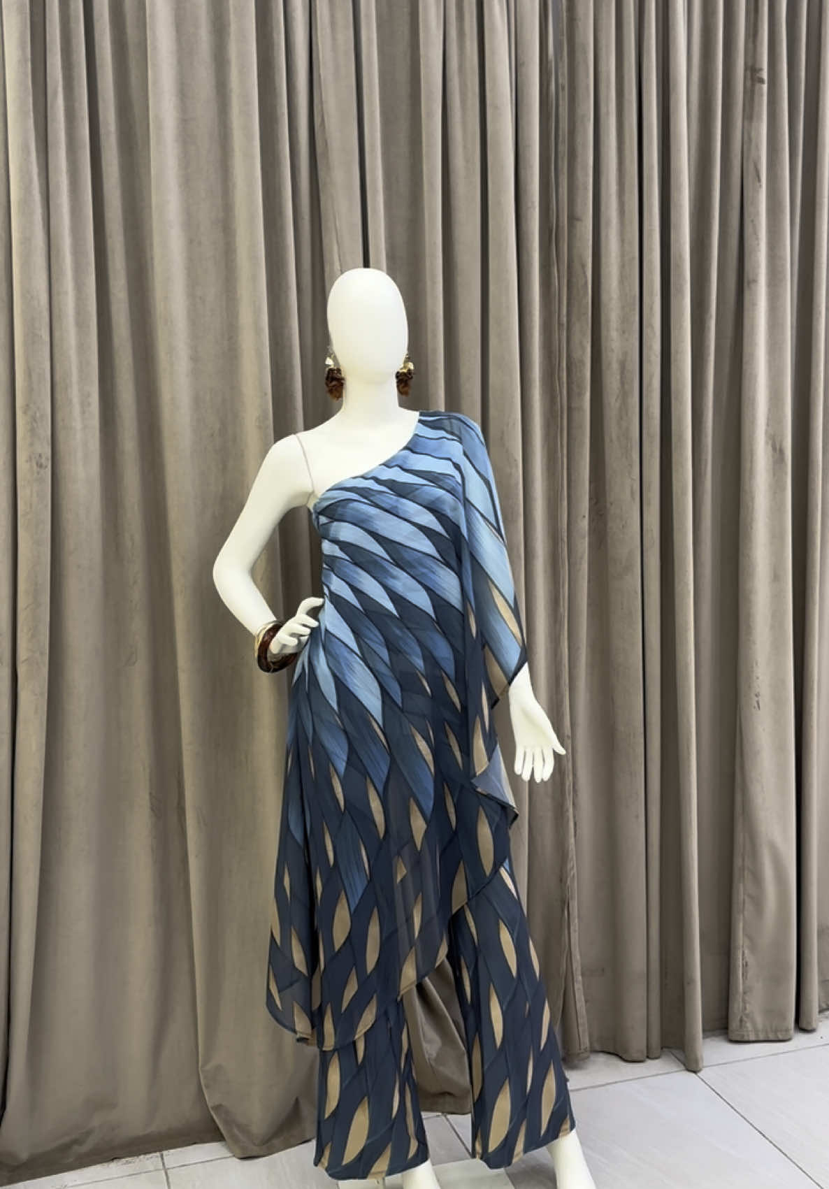 @PONS BOUTIQUE