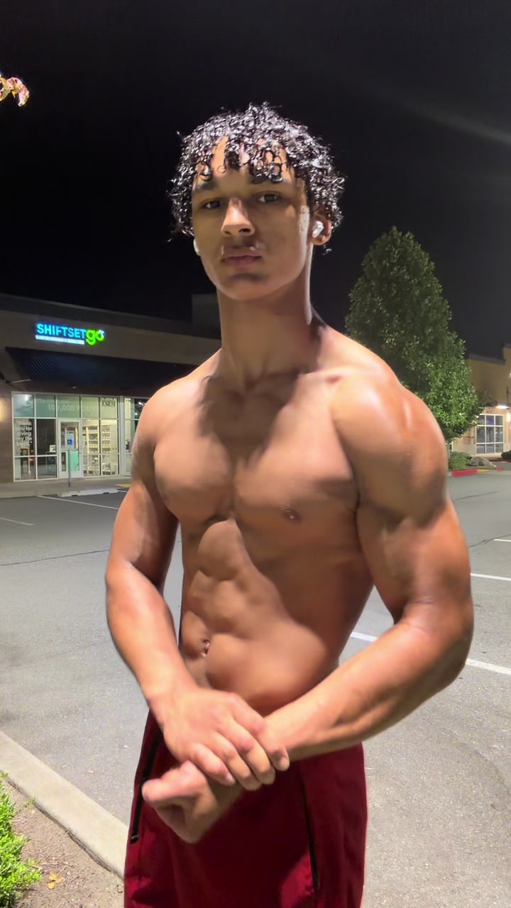 @aaasssdddfq1