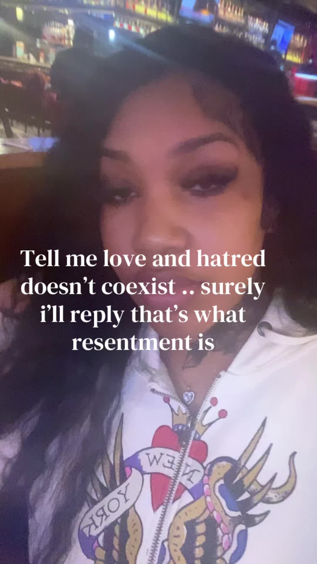 @4theloveofmoni_