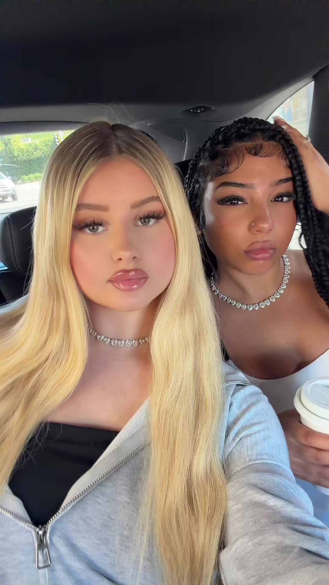 @rachelkrajj
