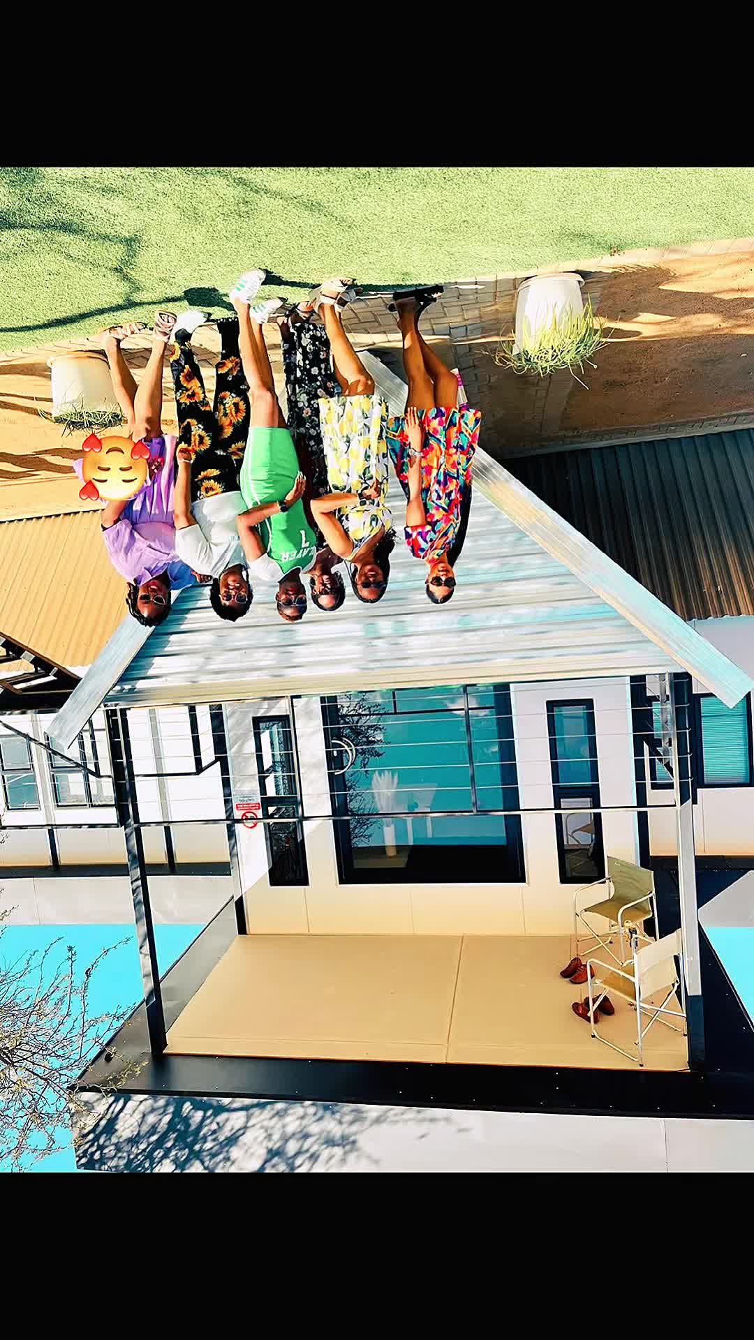 @avriltoursandlodges