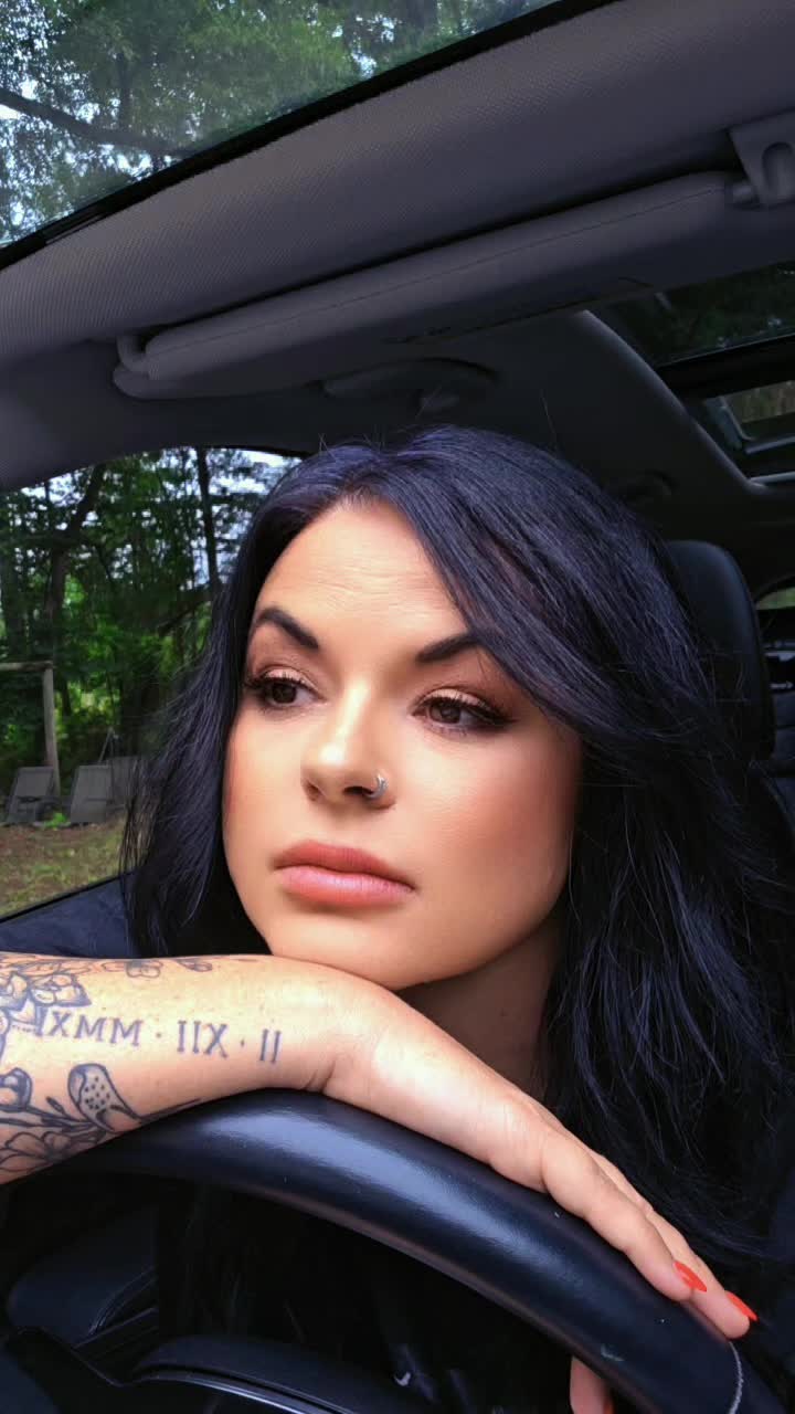 @🖤Connie-Marie🖤