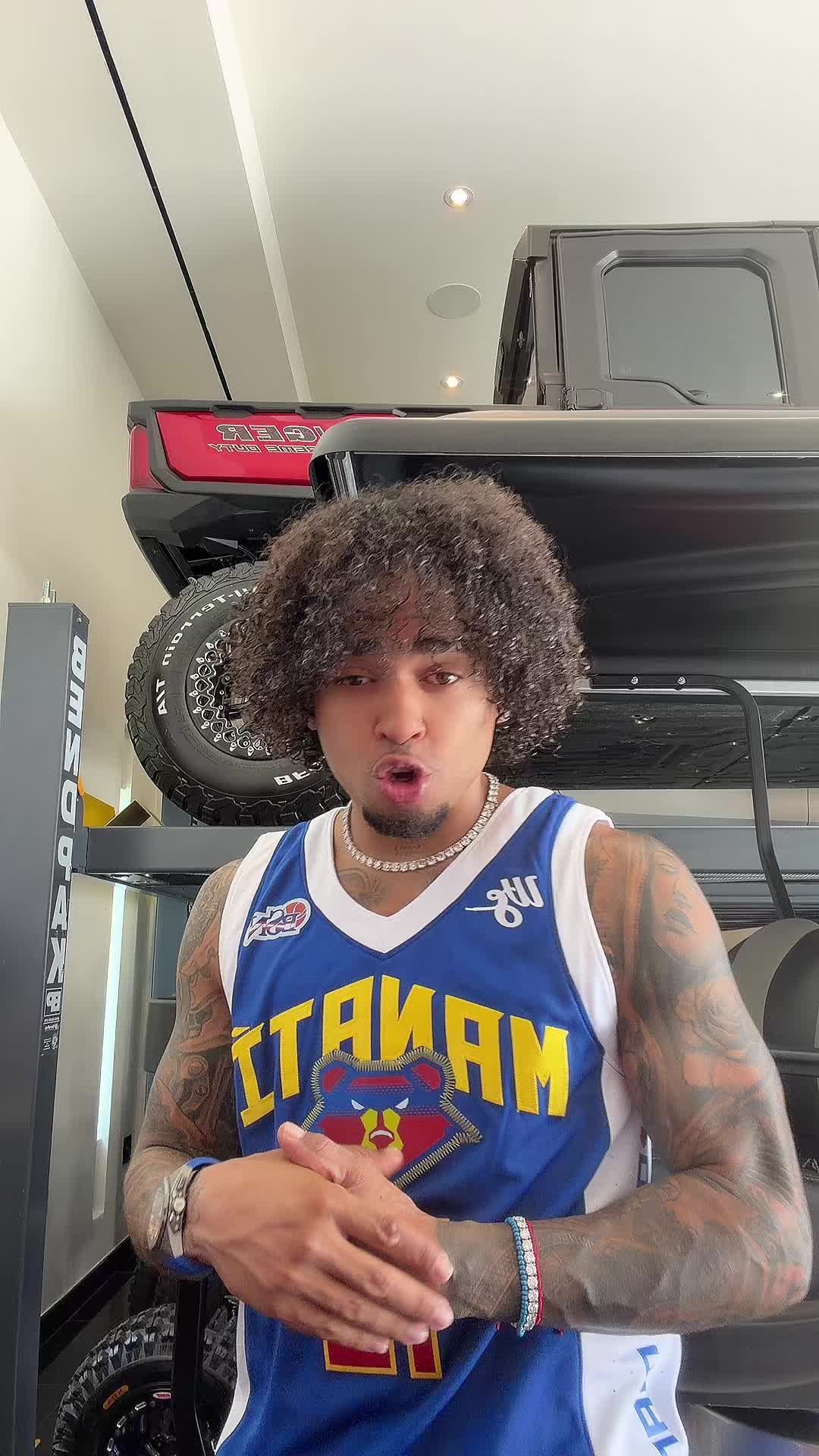@OZUNA