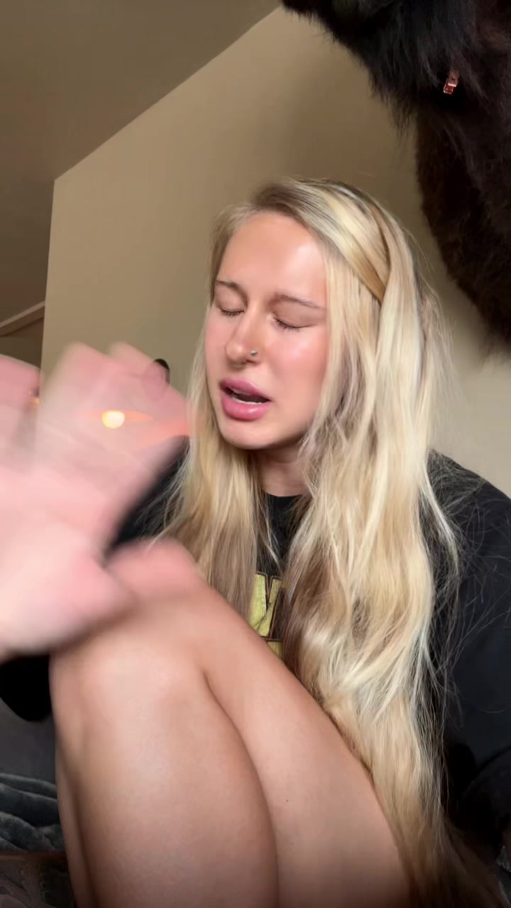 @Alexis